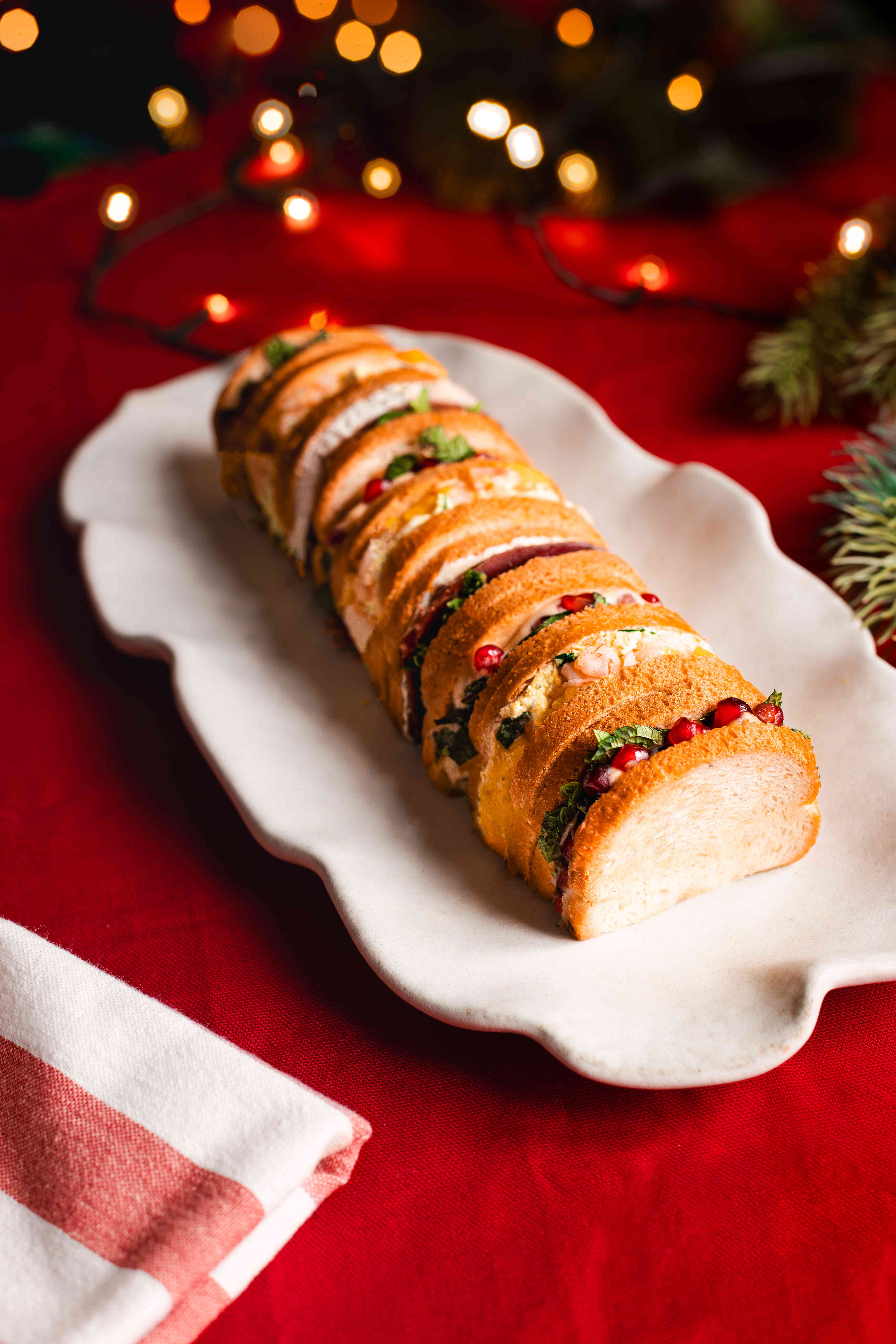 Bûche moelleuse de Noël aux 3 garnitures festives