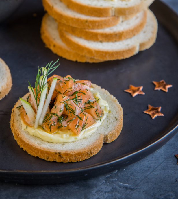 Toasts apéritifs, idée recette : Toasts de la mer - Jacquet