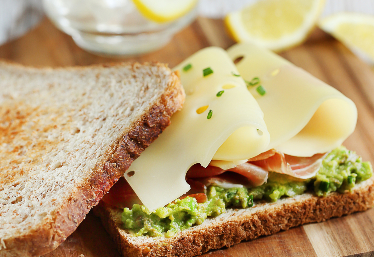 Idée sandwich à l'écrasé d'avocat