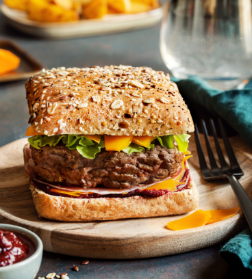 Burger mimolette sauce ketchup de betterave