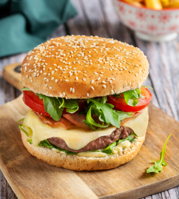 Burger au Comté et bacon au sirop d’érable