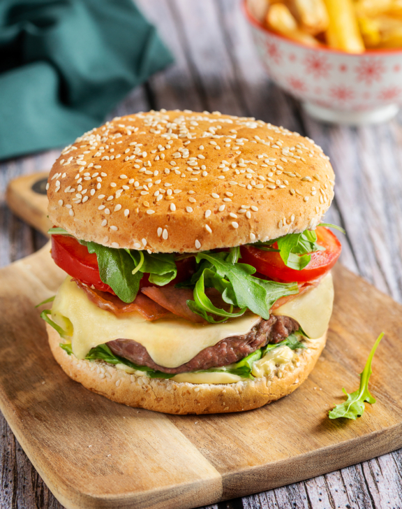 Burger au Comté et bacon au sirop d’érable