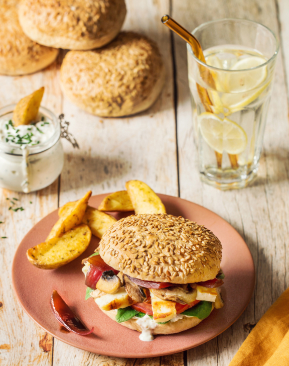 Hamburgers végétariens au fromage halloumi