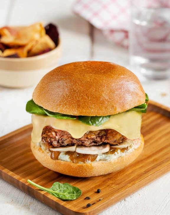 Burger végétarien steak aux haricots rouges et Comté