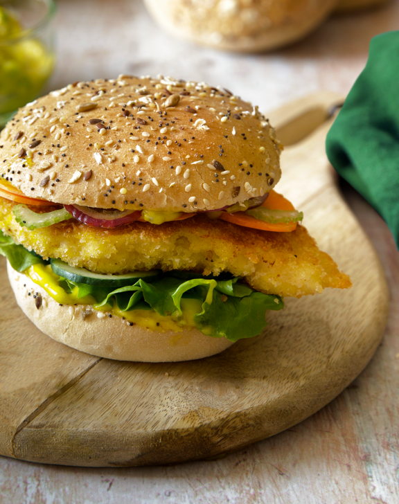 Burger au poisson et sauce tartare