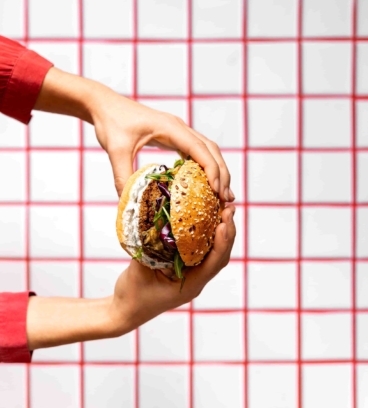 Burger végétarien au Tzatziki et aubergines grillés