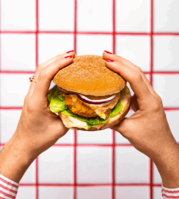 Burger au poulet pané