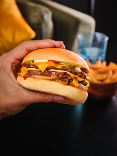 BUM cheeseburger