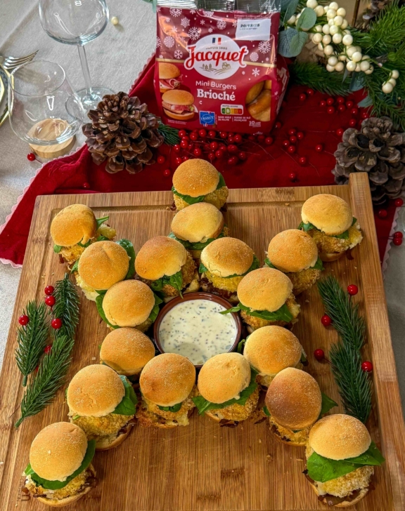 Mini Burgers Briochés de Noël Façon Étoile