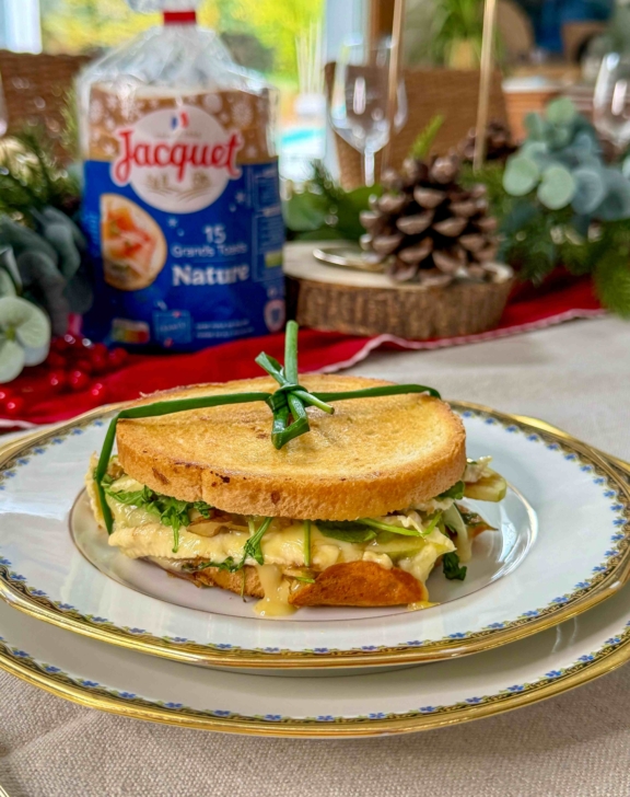 Entrée festive fromage fondu et pomme façon cadeau